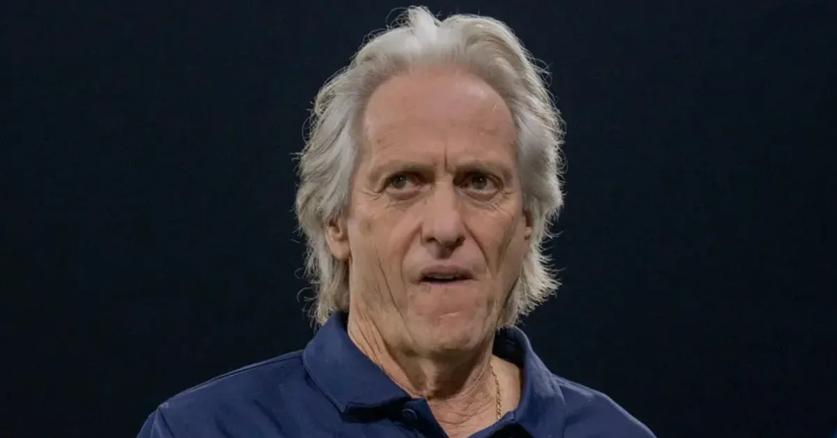 Jorge Jesus e o Desejo de Retornar ao Flamengo: Revelações de Júlio César