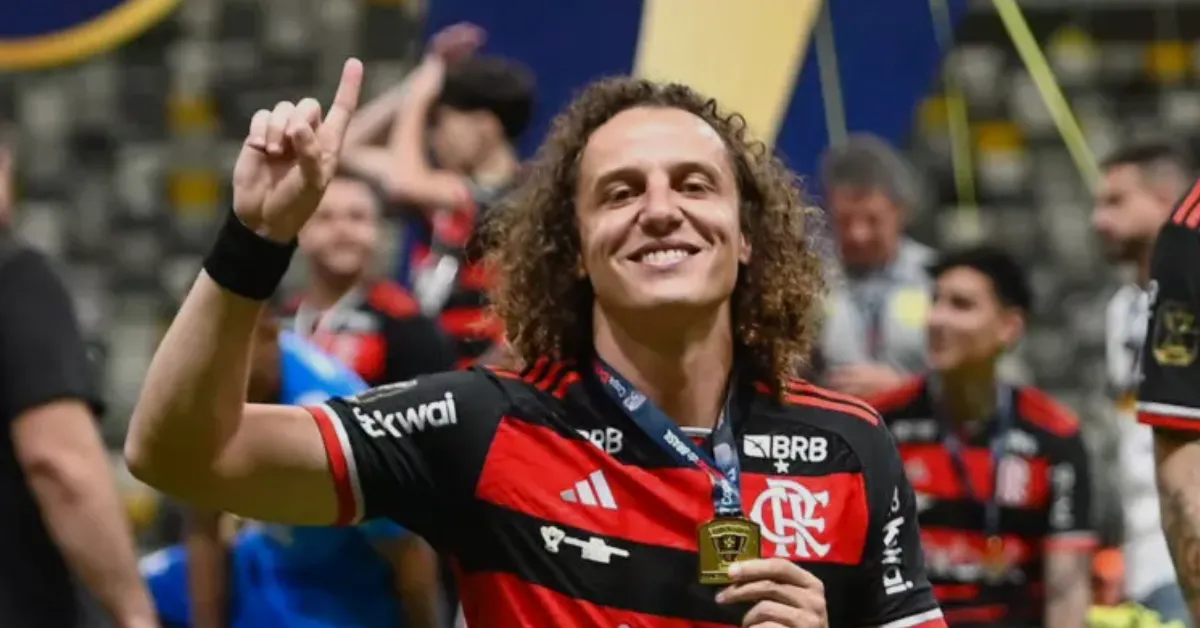 Flamengo encerra vínculo com David Luiz após três anos