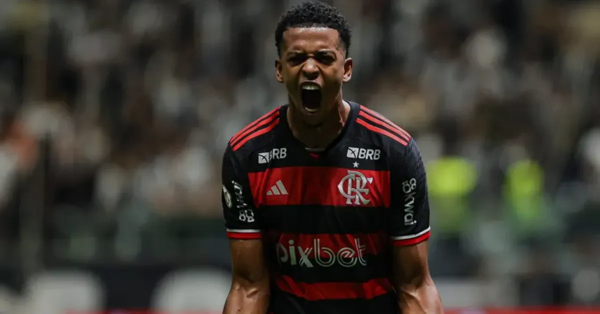 Futuro de Carlinhos no Flamengo: Oportunidades e Expectativas para 2025