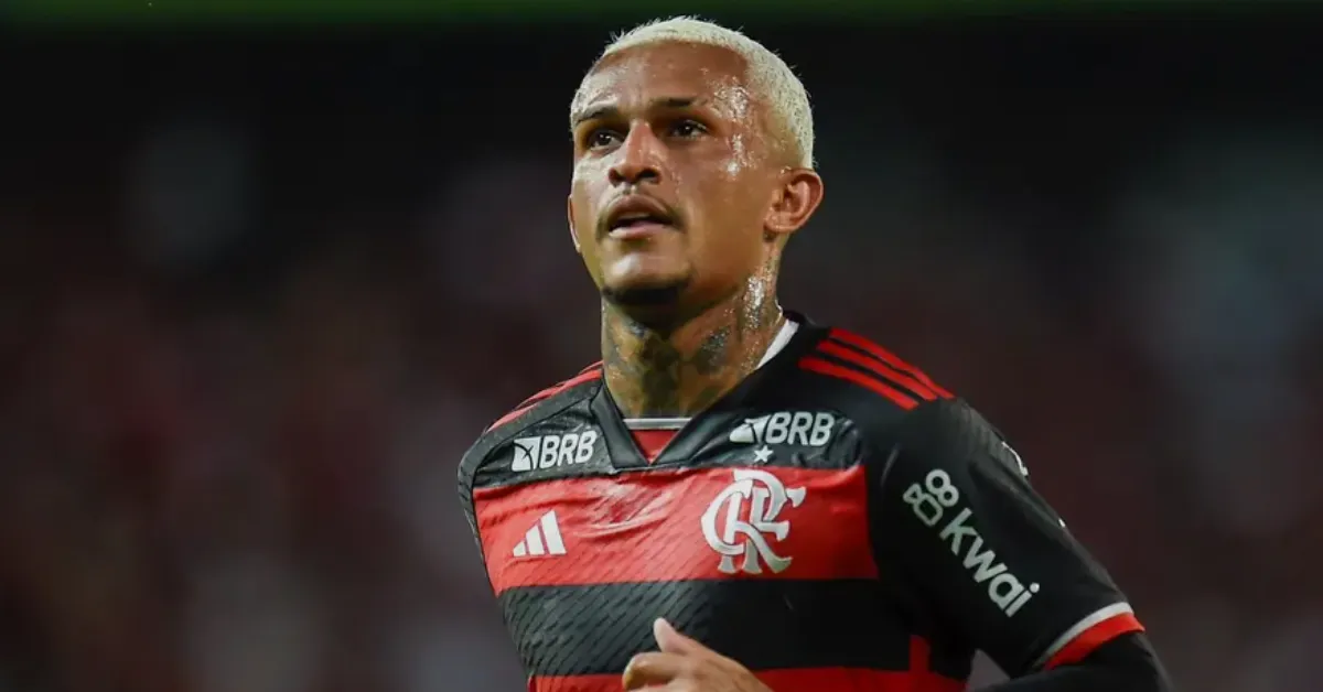 Futuro Incerto: Lateral do Flamengo Deixa Próxima Temporada em Aberto