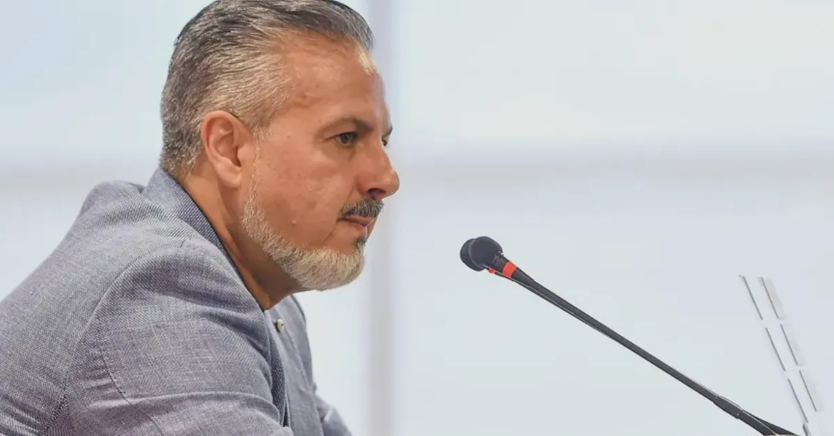 Flamengo busca zagueiros: Prioridade no mercado após pré-temporada