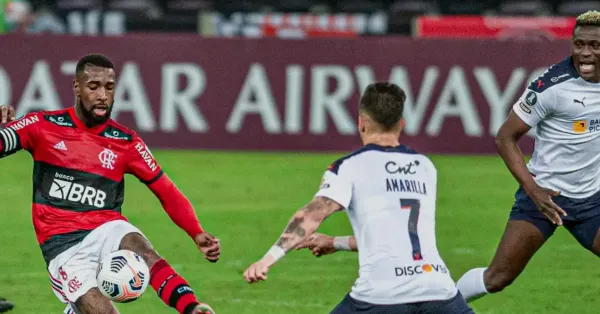 Flamengo: Estratégia e Desfalques na Libertadores contra LDU
