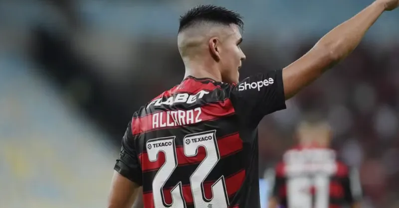 Carlos Alcaraz: Everton e Flamengo em Negociação Crucial por Transferência Definitiva