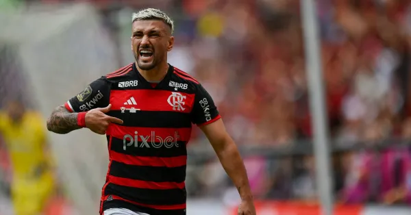 Arrascaeta: O Maestro do Flamengo e o Legado de Zico no Mundial de Clubes