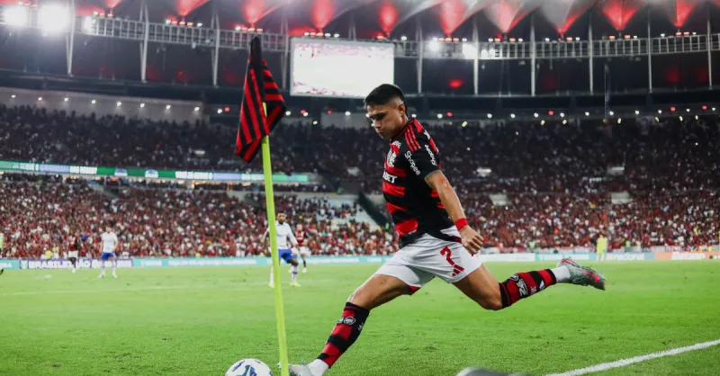 Dilema Ofensivo do Flamengo: Números Ocultam Desafios Cruciais na Liderança