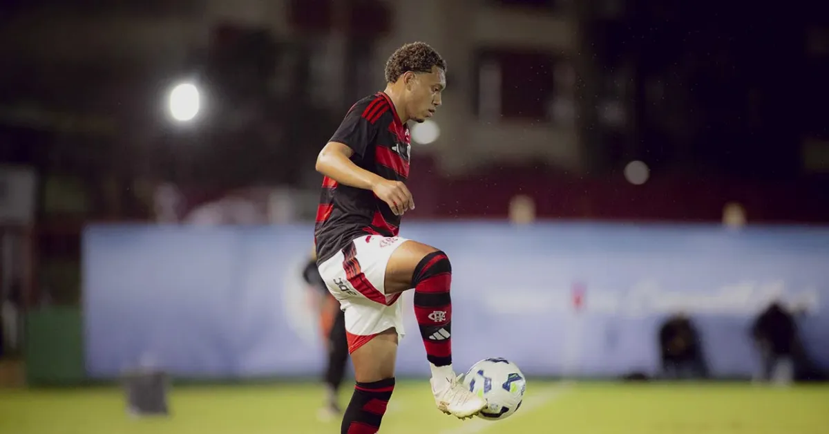 Daniel Sales: Ascensão da Promessa na Lateral Direita do Flamengo