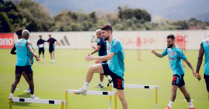 Flamengo Rumo à Consagração: O Desafio Contra o Juventude no Jaconi