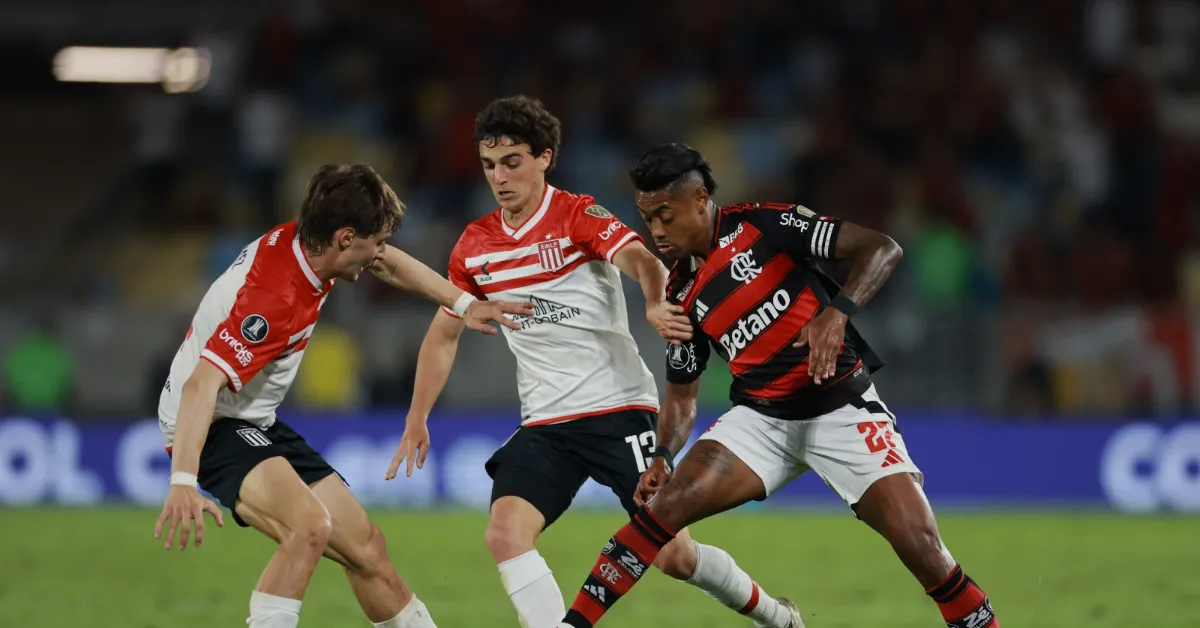 Flamengo Triunfa em La Plata: Vitória Histórica na Libertadores em Meio à Hostilidade