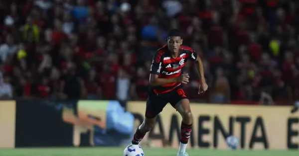 João Victor no Flamengo: Aposta da Zaga para o Duelo Contra o Sport