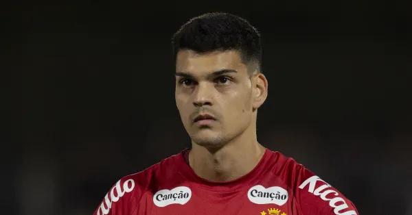 Flamengo Define Alvo para 2026: Gabriel Brazão, Goleiro do Santos, na Mira