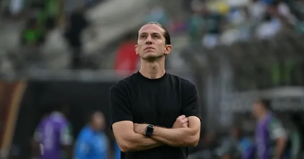 Filipe Luís Revela Segredos da Transformação do Flamengo: Visão de Ídolo e Desafios Futuros