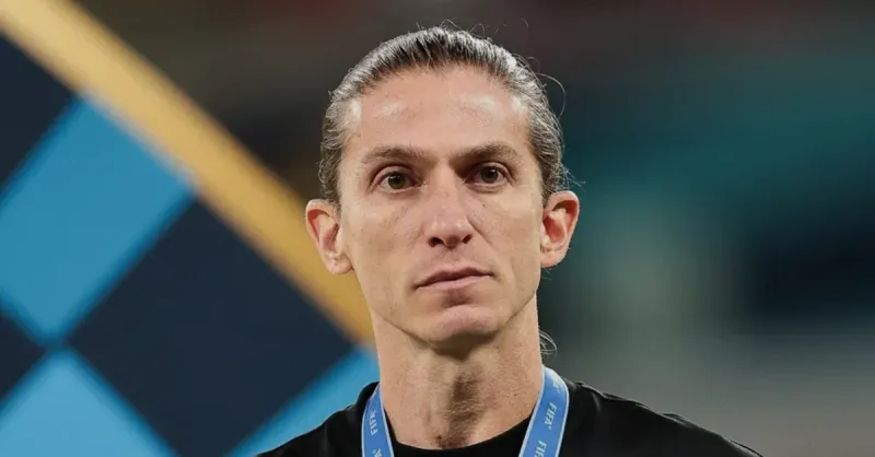Renovação de Filipe Luís: Flamengo define reforços e dispensas para 2026
