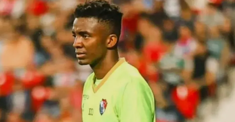 Goleiro Andrew no Flamengo: Trajetória, Prêmios e Potencial no Futebol Português