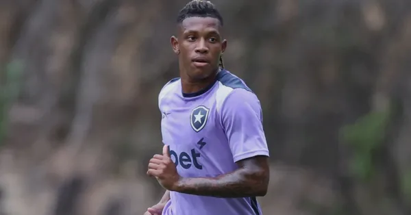 Interesse do Flamengo em Danilo: Reforço para o meio-campo?