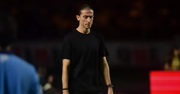Filipe Luís Encara Sequência Negativa Histórica no Flamengo Antes da Supercopa