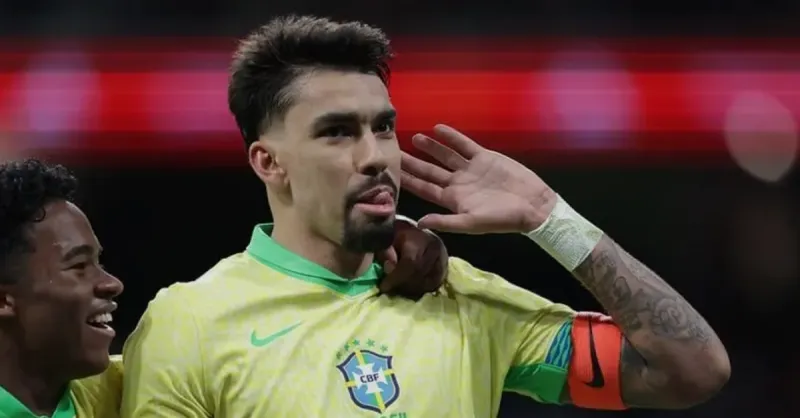 Lucas Paquetá escolhe número 20 no Flamengo para homenagear Vini Jr