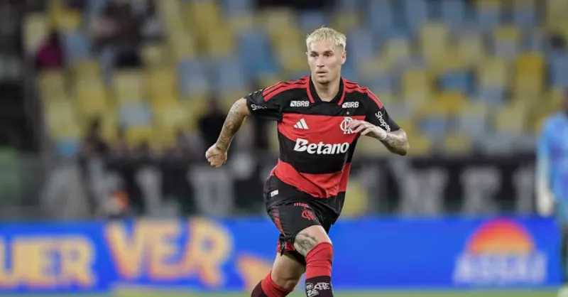 Varela: Flamengo Mantém Fome de Títulos e Dá Dicas a Royal Após Vaias